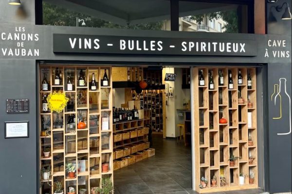 les-canons-de-vauban-cave-a-vins-marseille